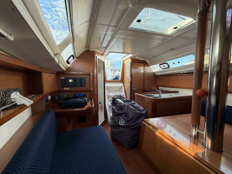 31ft Beneteau Yacht For Sale