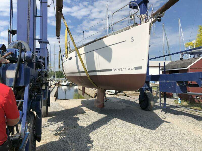 31ft Beneteau Yacht For Sale