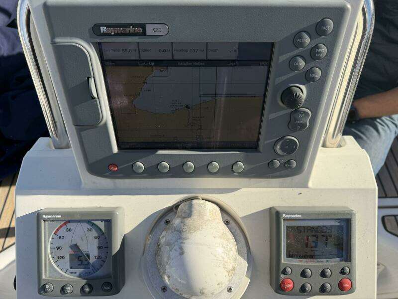 31ft Beneteau Yacht For Sale