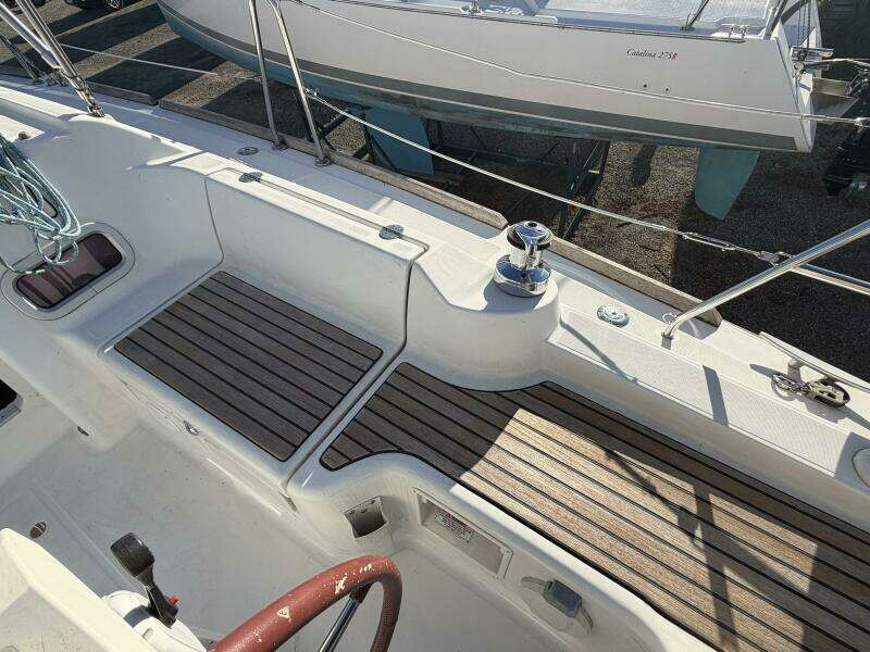 31ft Beneteau Yacht For Sale