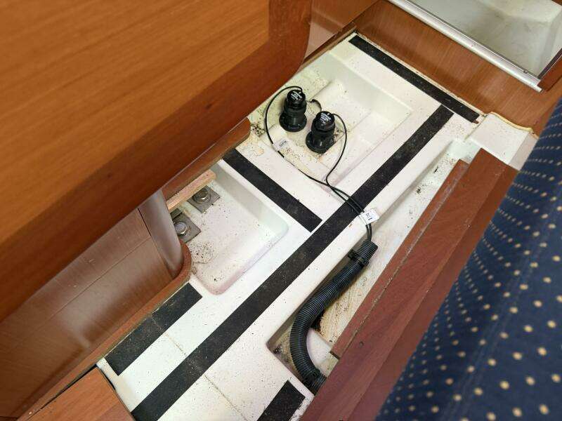 31ft Beneteau Yacht For Sale