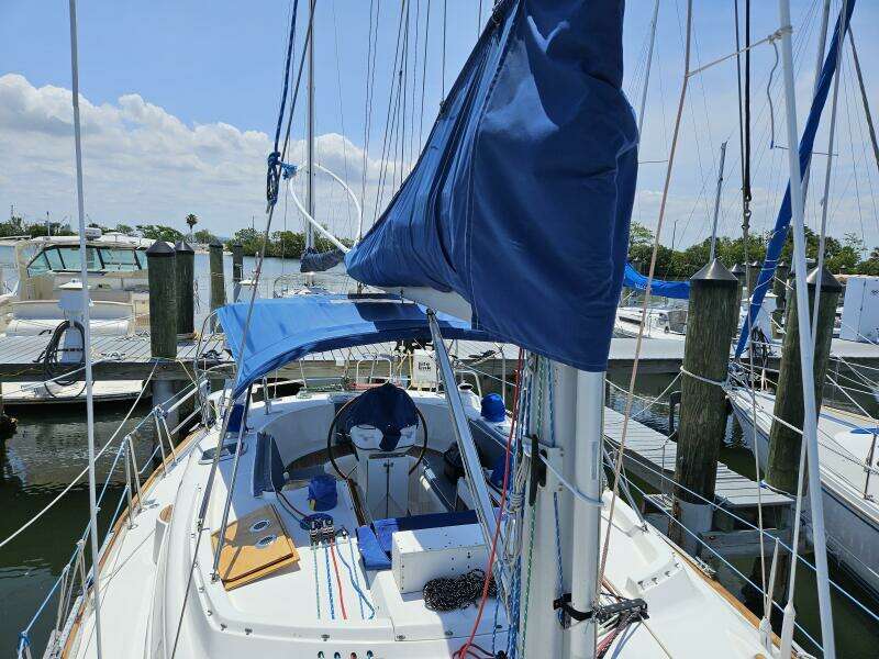 Neptune s Daughter 36ft Beneteau Yacht For Sale