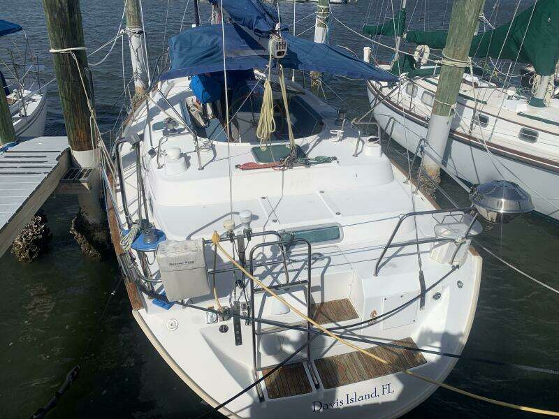Neptune s Daughter 36ft Beneteau Yacht For Sale
