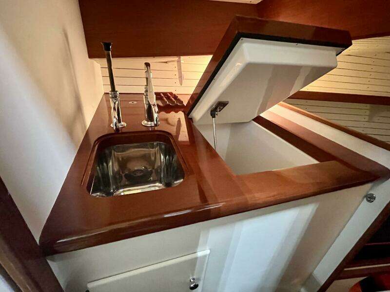 Maruffa 29ft Dyer Yacht For Sale