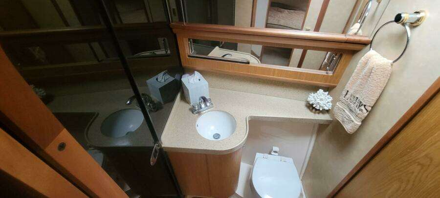 We  Go 41ft Luhrs Yacht For Sale