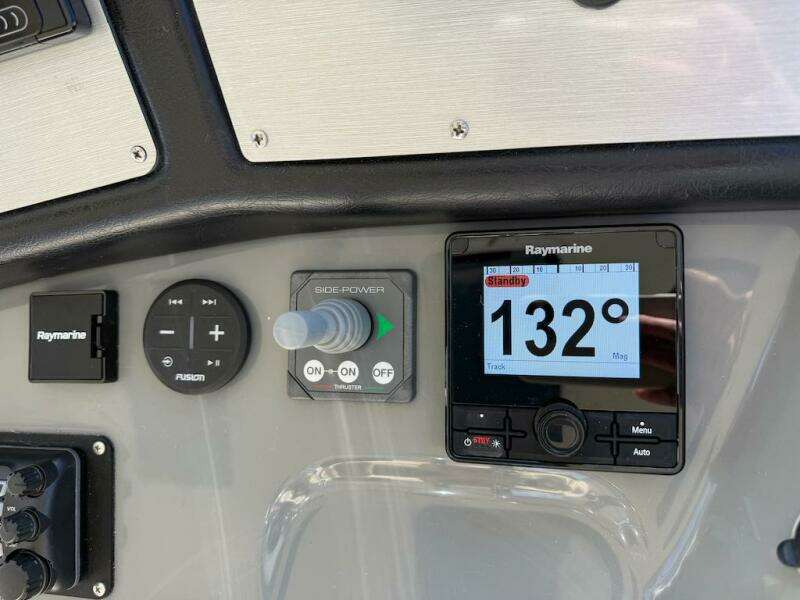 No Worries 42ft Cruisers Yachts Yacht For Sale