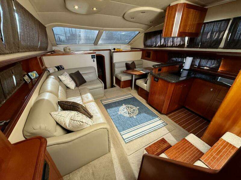 No Worries 42ft Cruisers Yachts Yacht For Sale