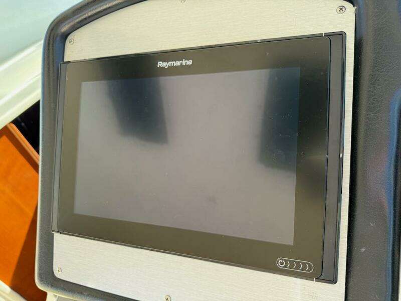 No Worries 42ft Cruisers Yachts Yacht For Sale