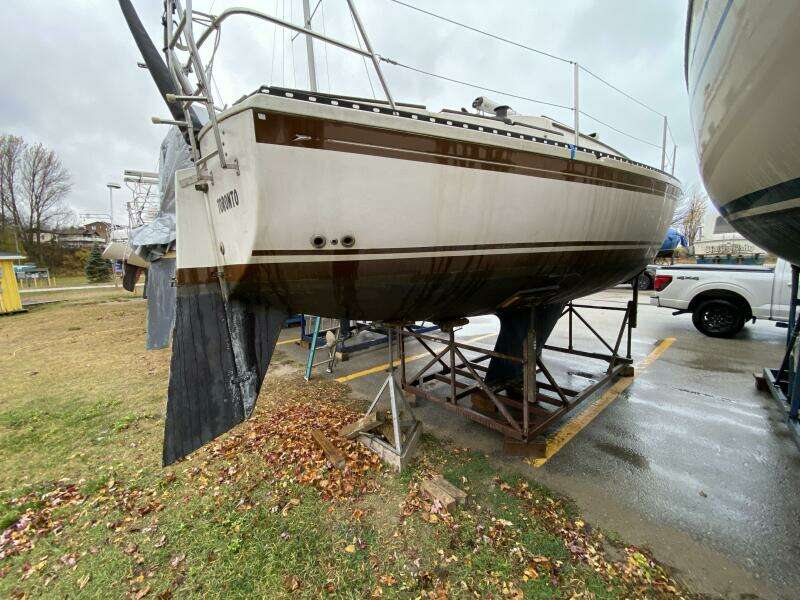 Comus 28ft Aloha Yacht For Sale