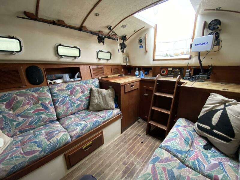 Comus 28ft Aloha Yacht For Sale