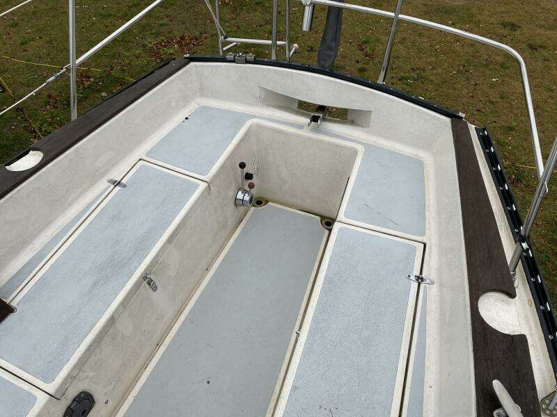 Comus 28ft Aloha Yacht For Sale