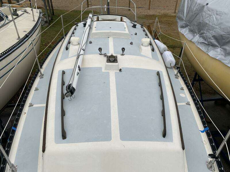 Comus 28ft Aloha Yacht For Sale