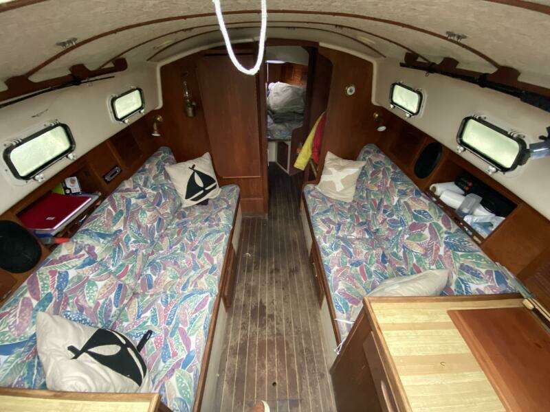 Comus 28ft Aloha Yacht For Sale