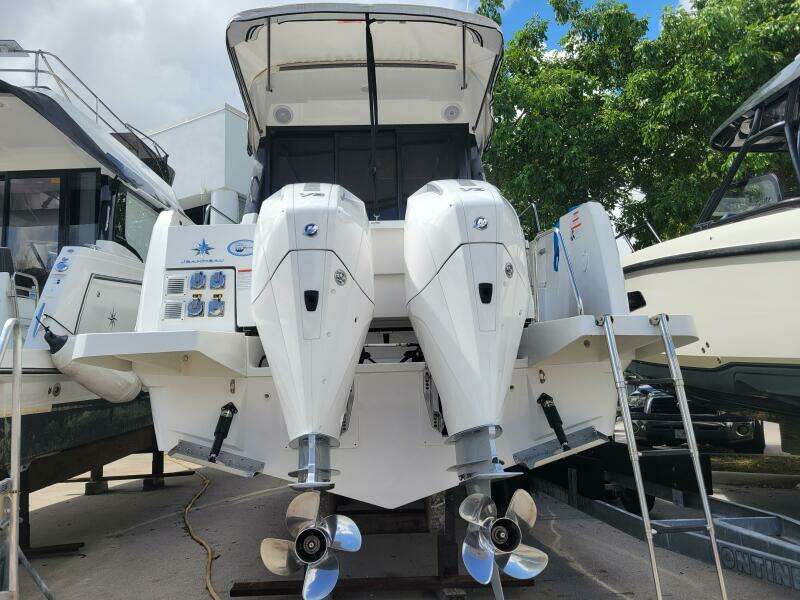 29ft Jeanneau Yacht For Sale