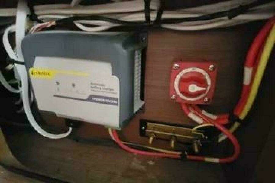 29ft Jeanneau Yacht For Sale