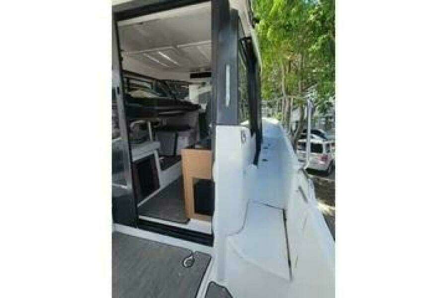 29ft Jeanneau Yacht For Sale