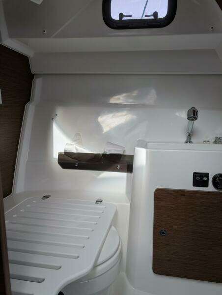 26ft Jeanneau Yacht For Sale