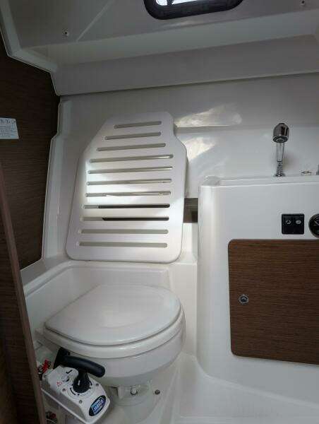 26ft Jeanneau Yacht For Sale