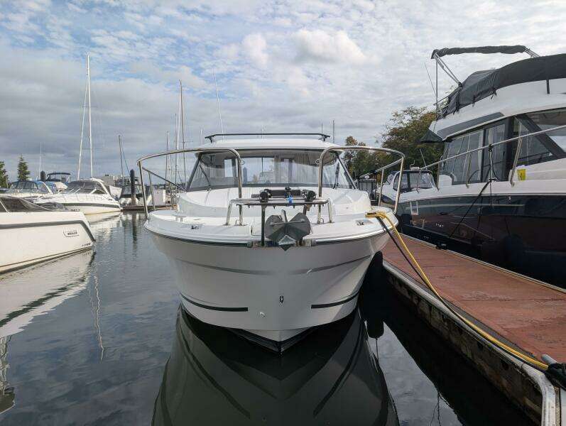 26ft Jeanneau Yacht For Sale