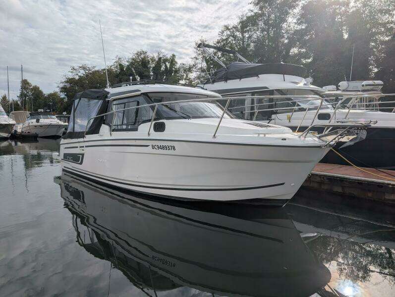 26ft Jeanneau Yacht For Sale