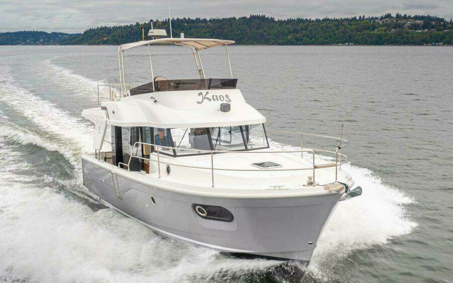Cheers 35ft Beneteau Yacht For Sale