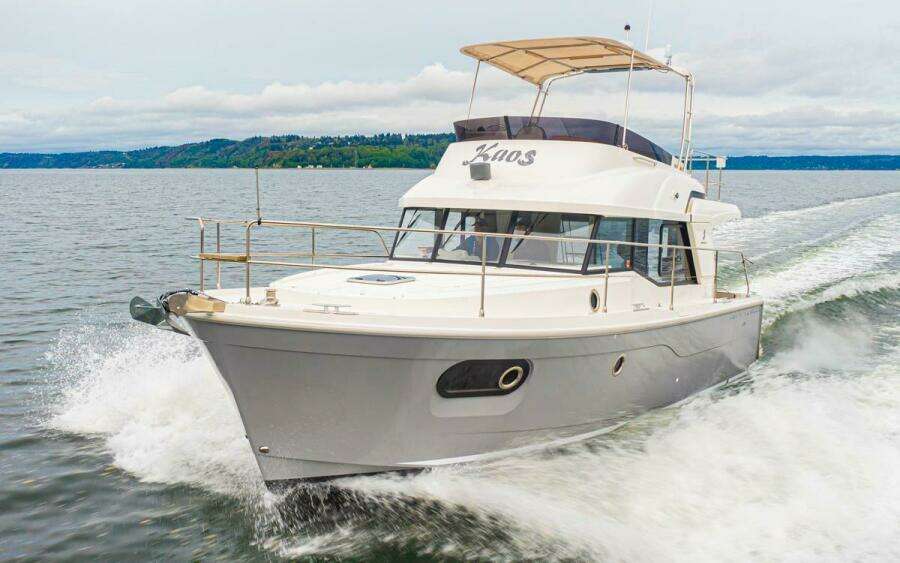 Cheers 35ft Beneteau Yacht For Sale