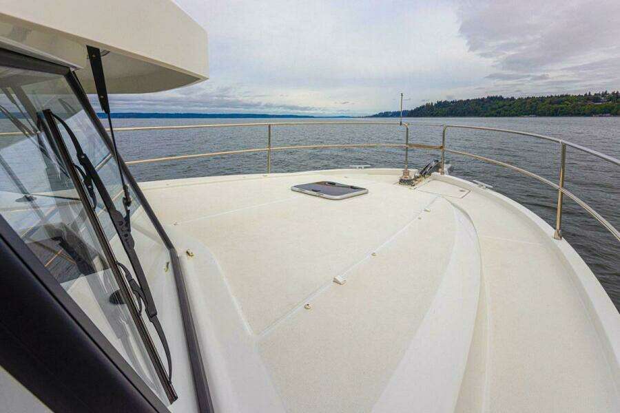 Cheers 35ft Beneteau Yacht For Sale