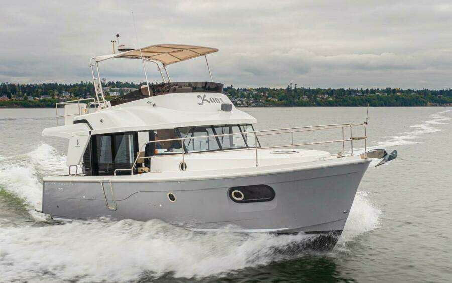 Cheers 35ft Beneteau Yacht For Sale