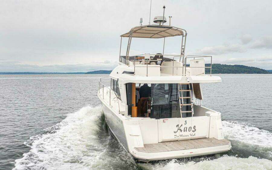 Cheers 35ft Beneteau Yacht For Sale