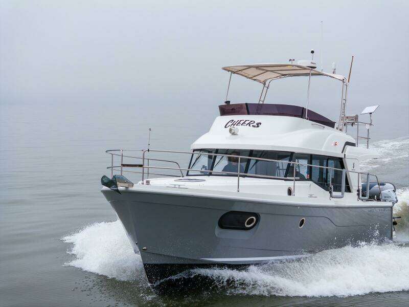 Cheers 35ft Beneteau Yacht For Sale