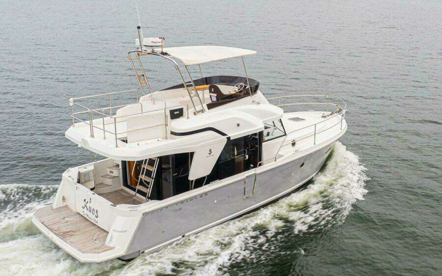Cheers 35ft Beneteau Yacht For Sale