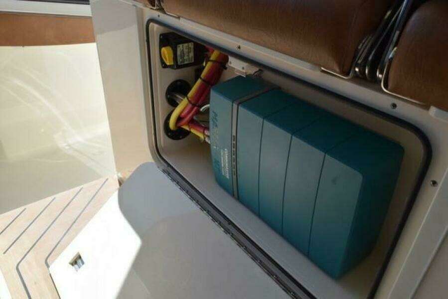 37ft Scout Yacht For Sale