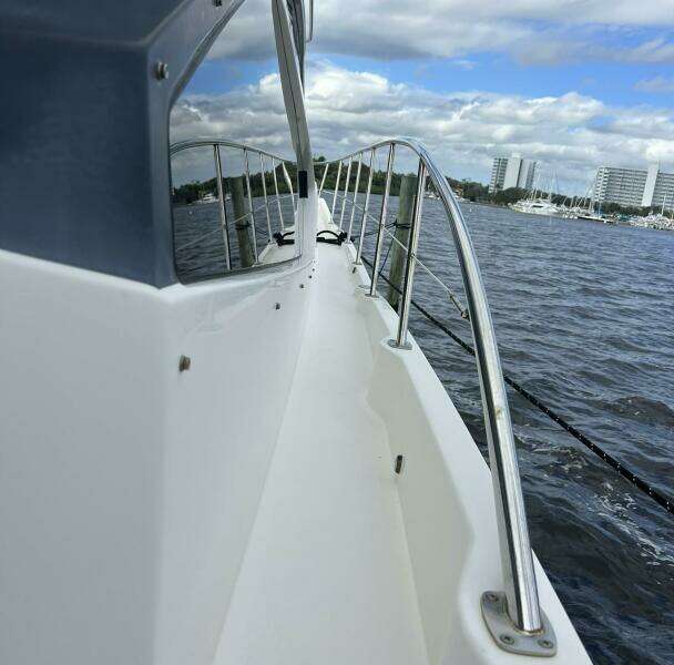 At Last 55ft Sea Ray Yacht For Sale