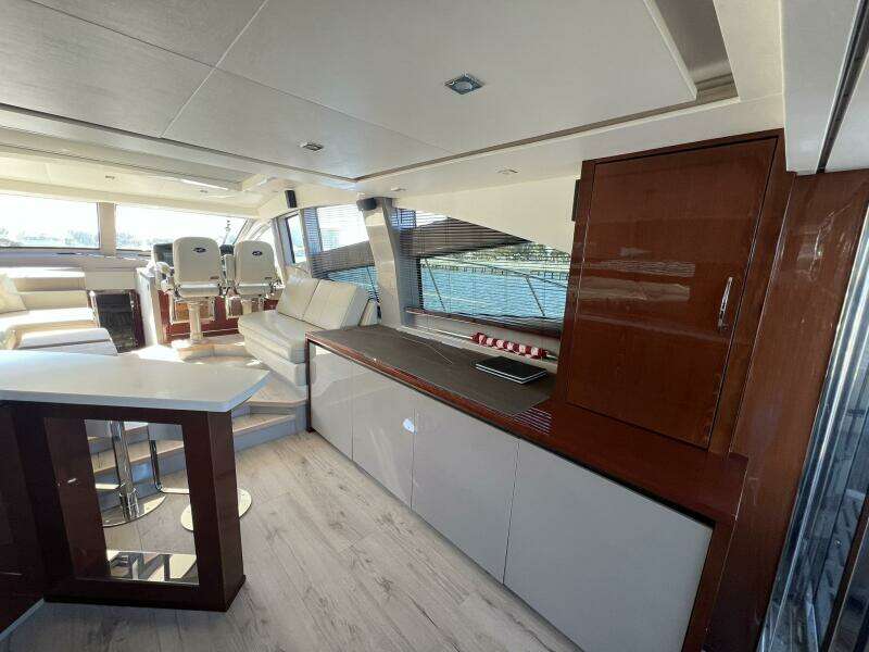 At Last 55ft Sea Ray Yacht For Sale