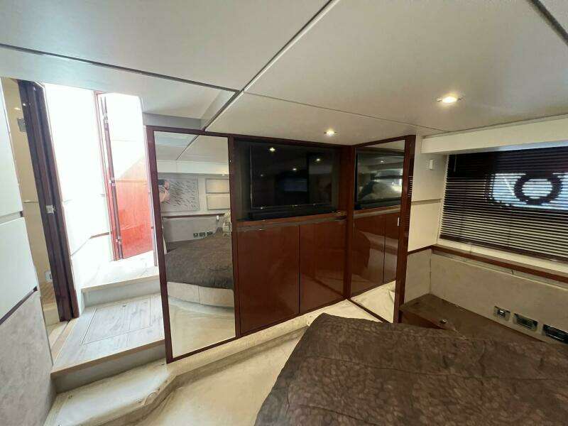 At Last 55ft Sea Ray Yacht For Sale