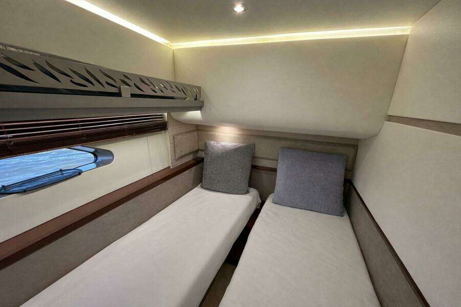 At Last 55ft Sea Ray Yacht For Sale