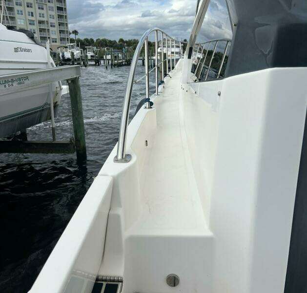 At Last 55ft Sea Ray Yacht For Sale