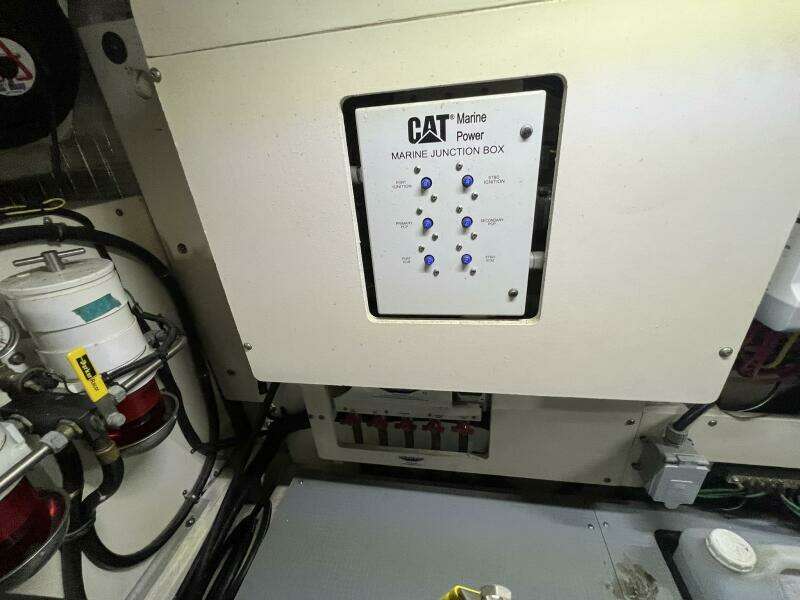 At Last 55ft Sea Ray Yacht For Sale