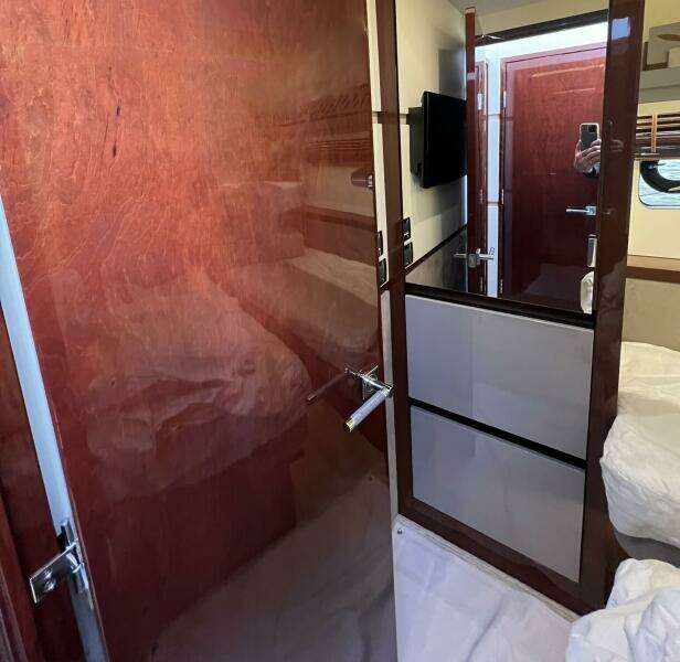 At Last 55ft Sea Ray Yacht For Sale