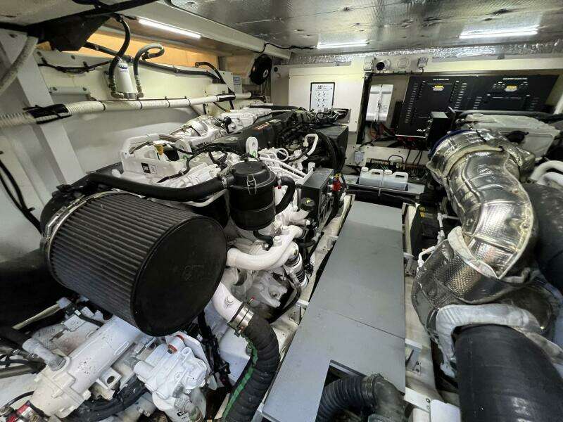 At Last 55ft Sea Ray Yacht For Sale