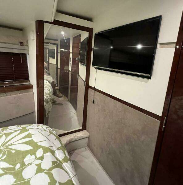 At Last 55ft Sea Ray Yacht For Sale