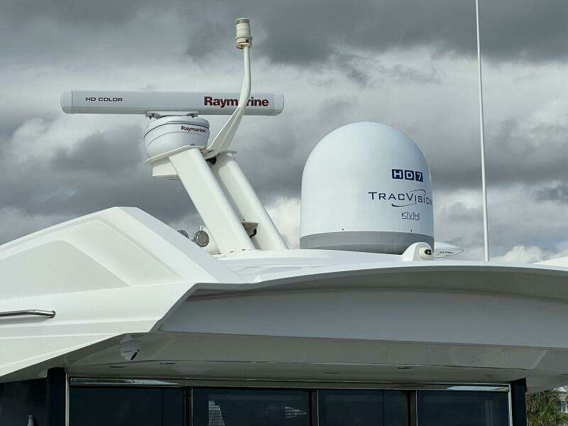 At Last 55ft Sea Ray Yacht For Sale