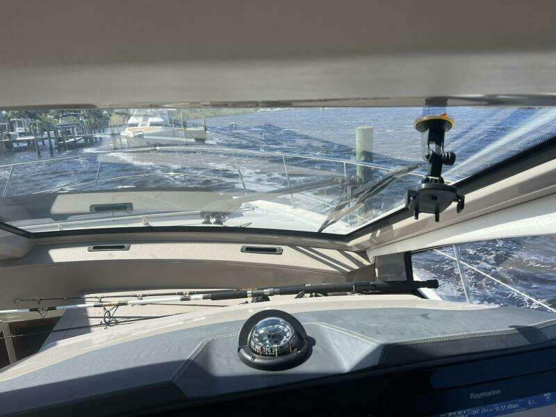 At Last 55ft Sea Ray Yacht For Sale