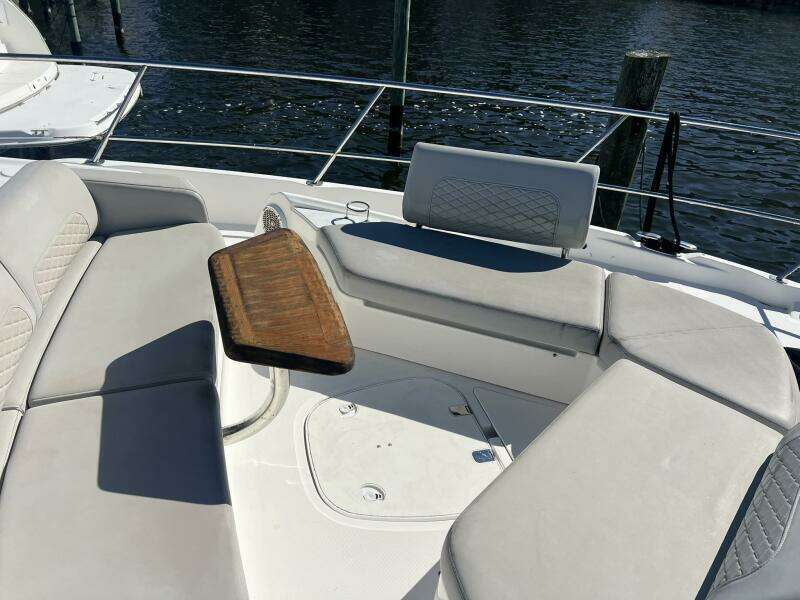 At Last 55ft Sea Ray Yacht For Sale