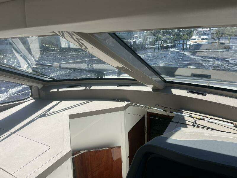 At Last 55ft Sea Ray Yacht For Sale