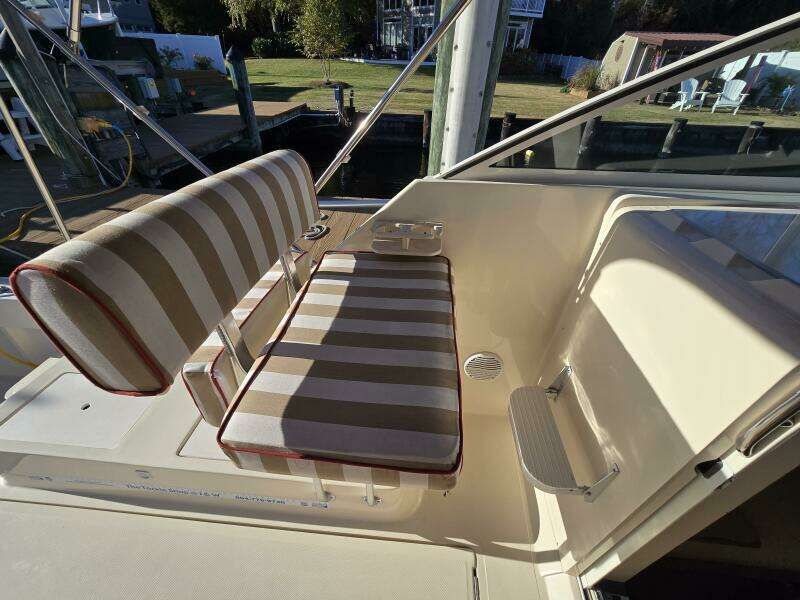 Rover 30ft Mainship Yacht For Sale
