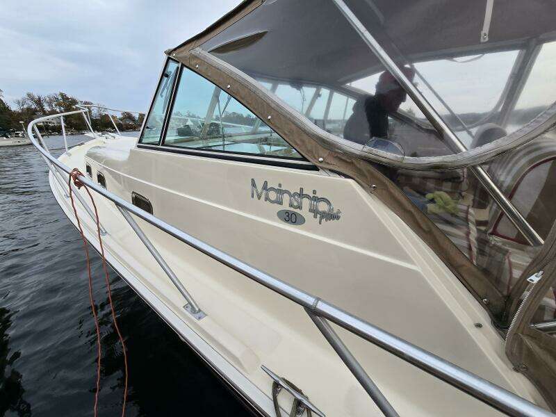 Rover 30ft Mainship Yacht For Sale