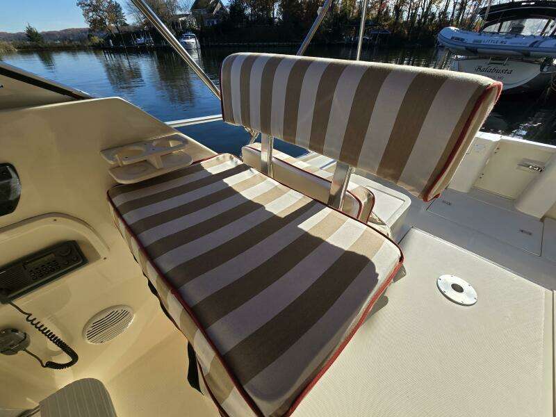 Rover 30ft Mainship Yacht For Sale