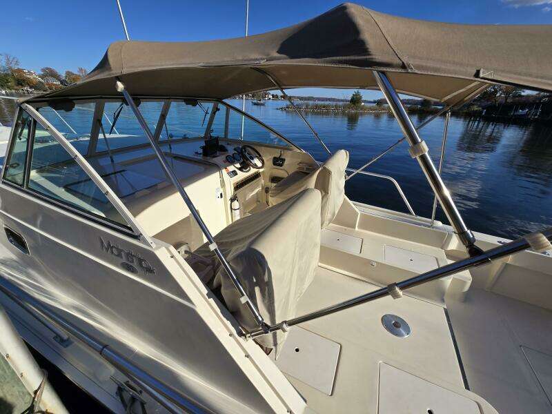 Rover 30ft Mainship Yacht For Sale