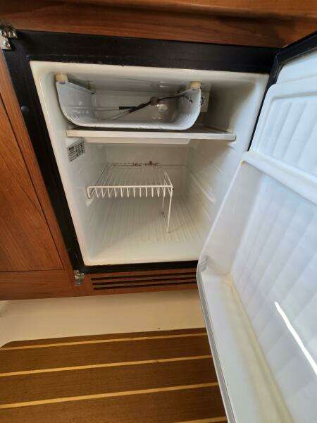 Rover 30ft Mainship Yacht For Sale